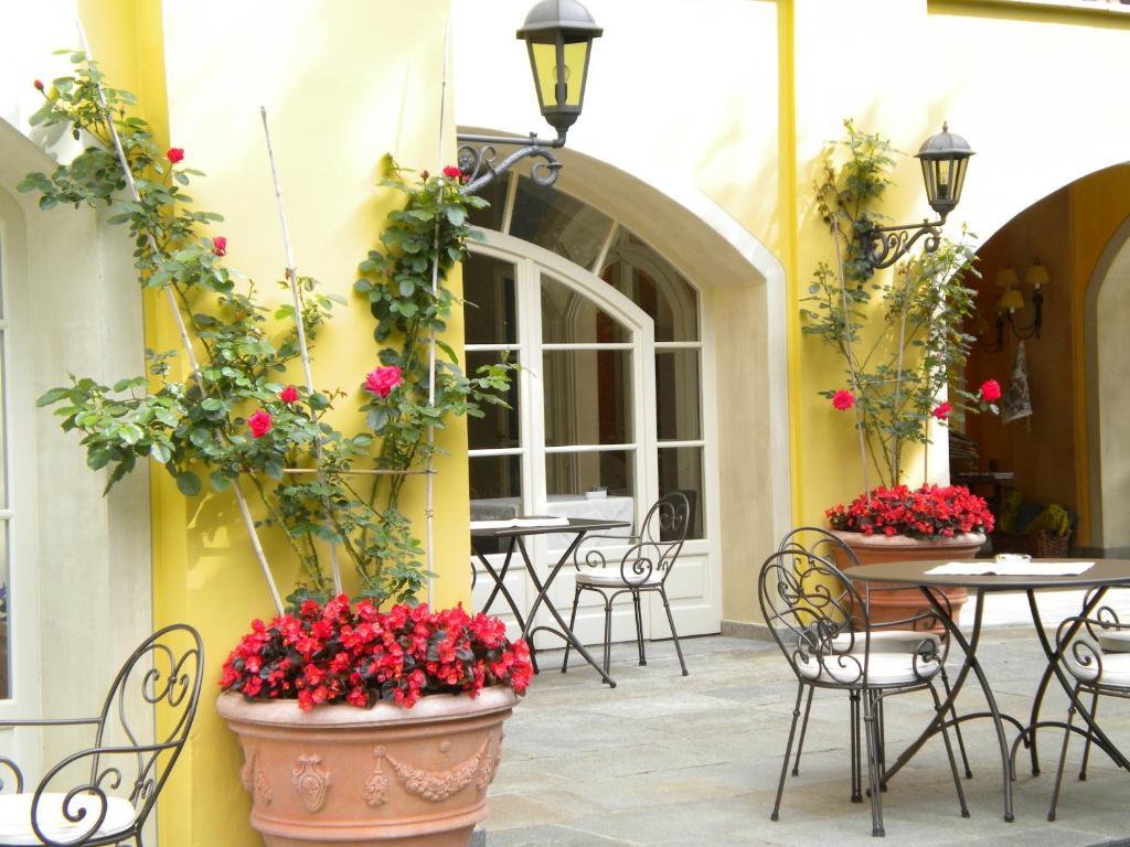 Villa Palmira Kinderfreies Hotel Cannobio Buitenkant foto